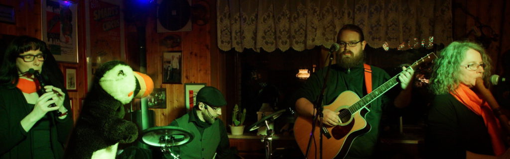 [2018-03-17] Tammie Norrie an St. Patricks Day in der Pusta Stube Bremen