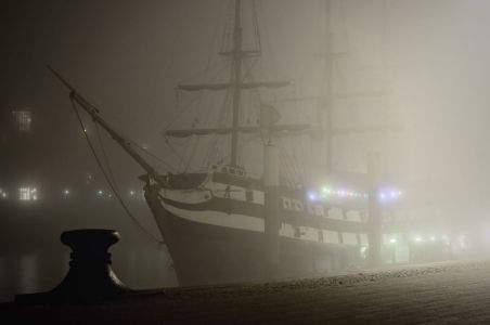 An der Schlachte, im Nebel versunken: Die "Admiral Nelson", das Pannekoekschip