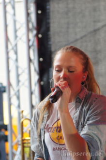 Anna Partué im September 2013 auf dem Ernst-Abbe-Platz in Jena