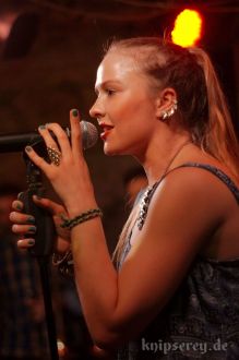 Anna Partué im Mai 2015 im Rosenkeller in Jena