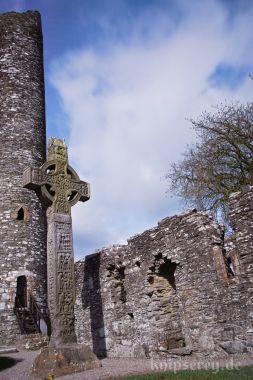 Monasterboice Round Tower & High Cross