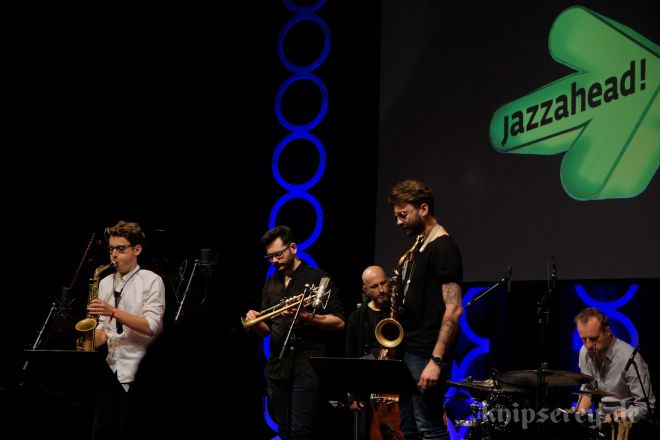 Kamil Piotrowicz Sextet