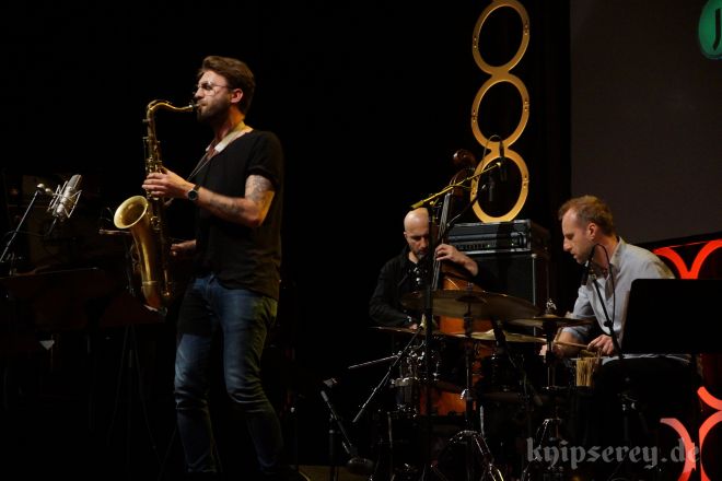 Kamil Piotrowicz Sextet